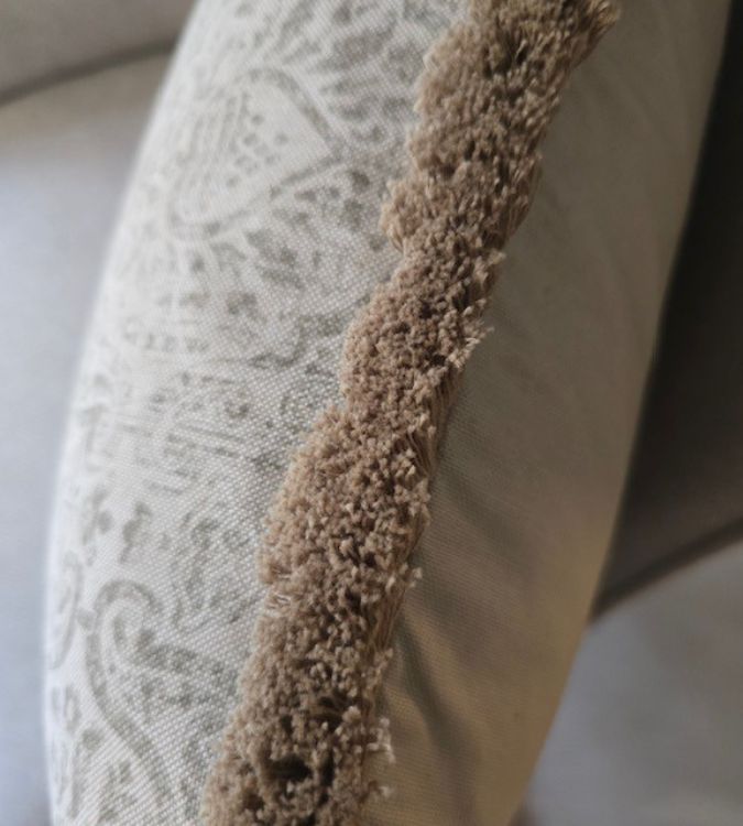 Aveline Vintage Cushion - Golden Beige - Image 4